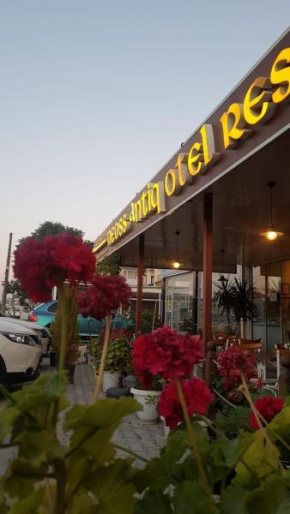 Neoss Boutique Hotel